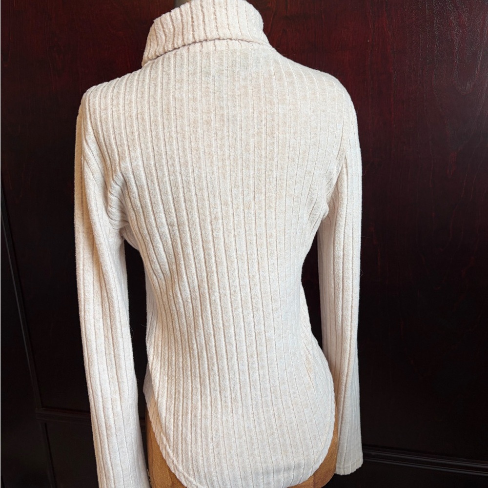 Soft woven Cream Ribbed Turtleneck body suit - Picture 3 of 6